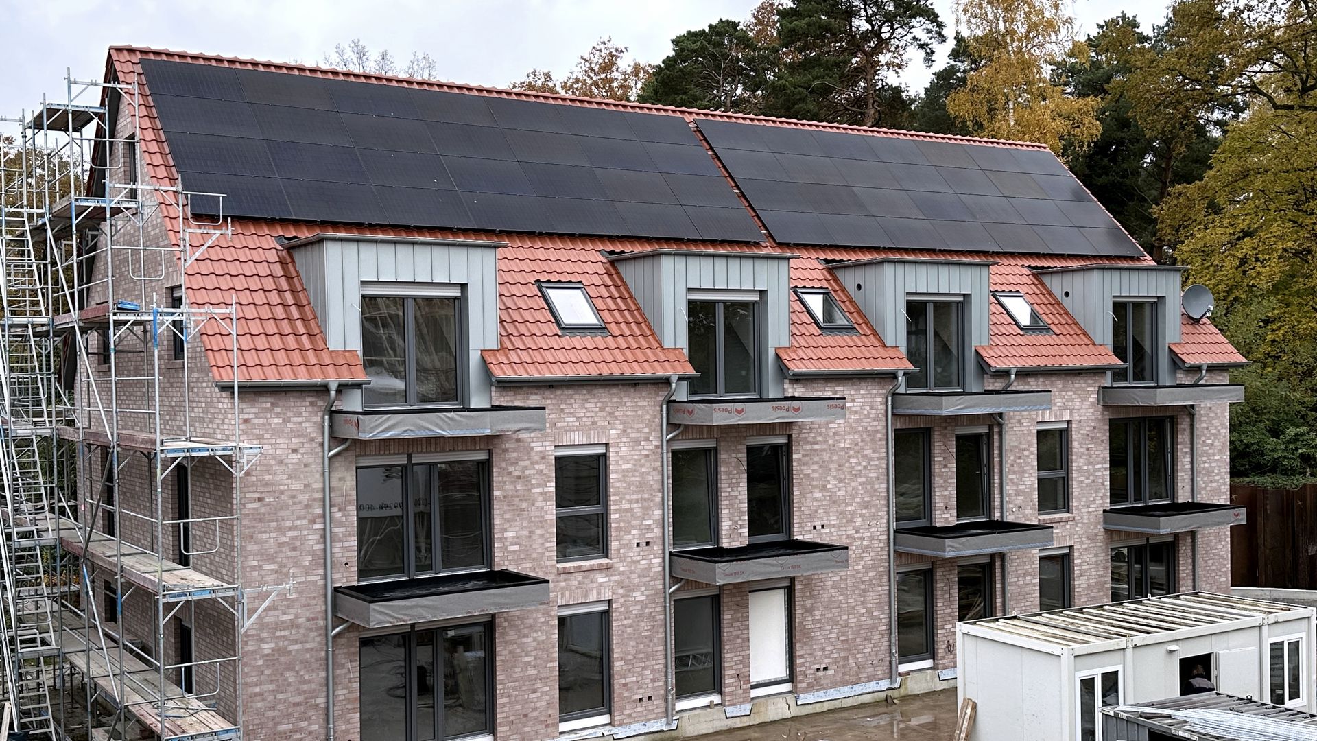 Projektansicht: QNG-Neubau: Wohnen, Gewerbe und Nachhaltigkeit in einem Ensemble — Hatten